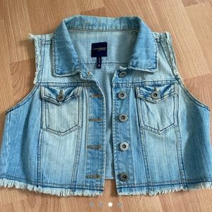 Cropped Jean Vest✨